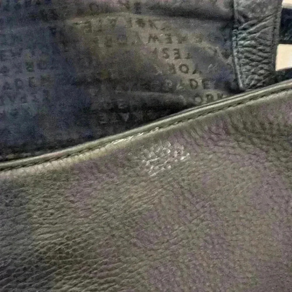 Kate Spade black handbag - Picture 6 of 8